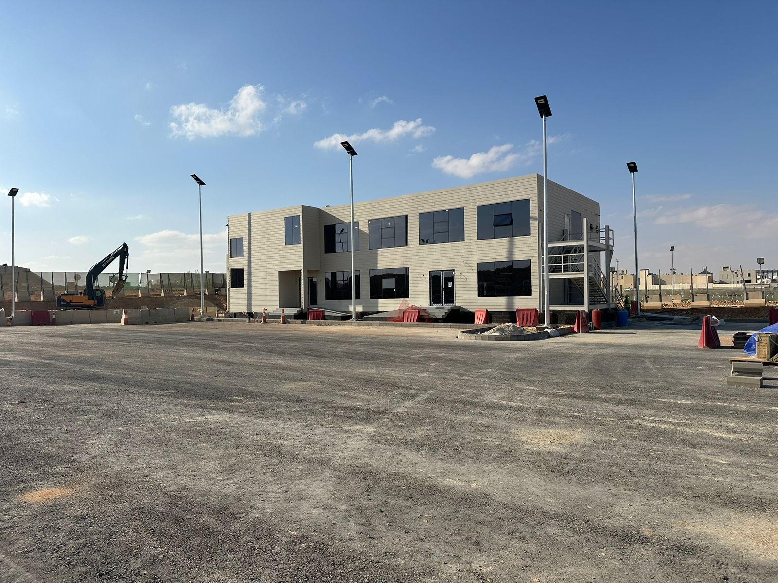 مكاتب هندسية جاهزة VIP بمشروع المربع - البيوت السريعة
